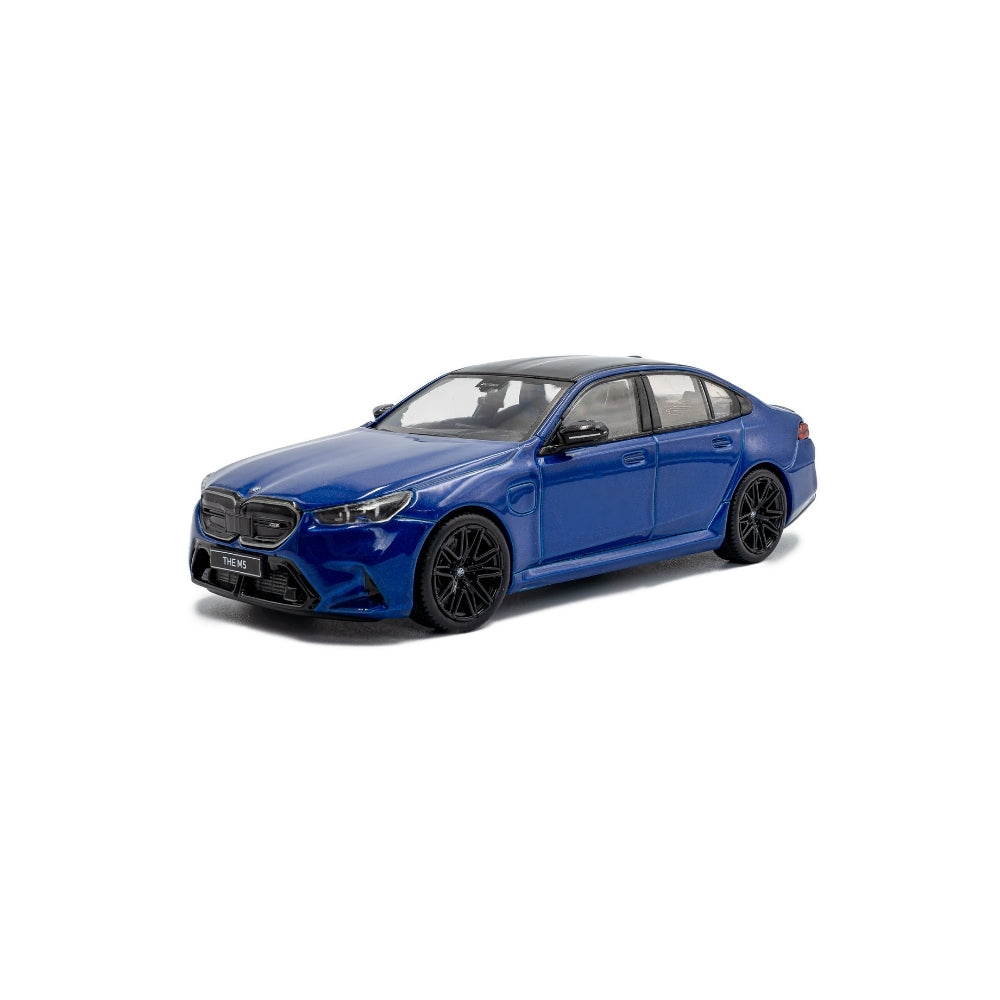 Macheta BMW M5 Marina Bay Blue 2024 scara 1:43 Solido