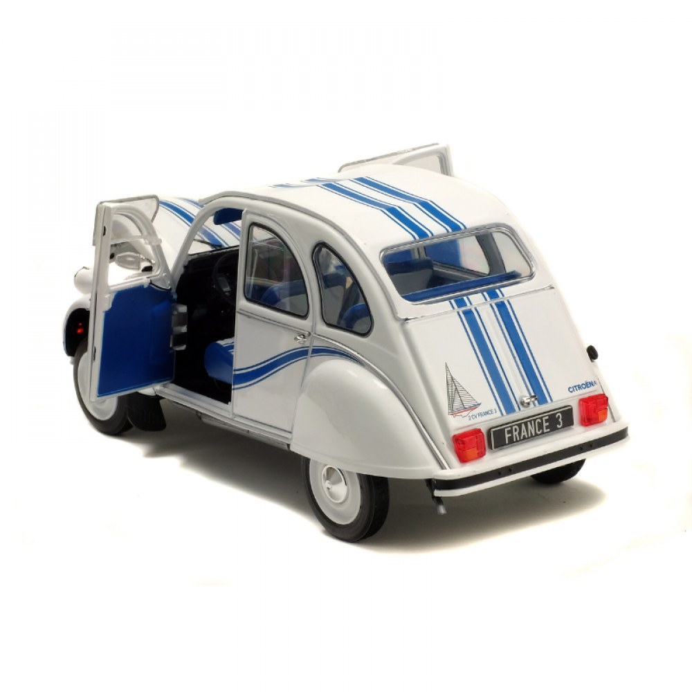 Macheta Citroen 2CV 6 France 3 Blanc Meije 1983 scara 1:18 Solido