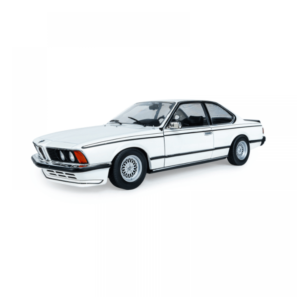 Macheta BMW 635 CSi Alb 1984 scara 1:18 Solido