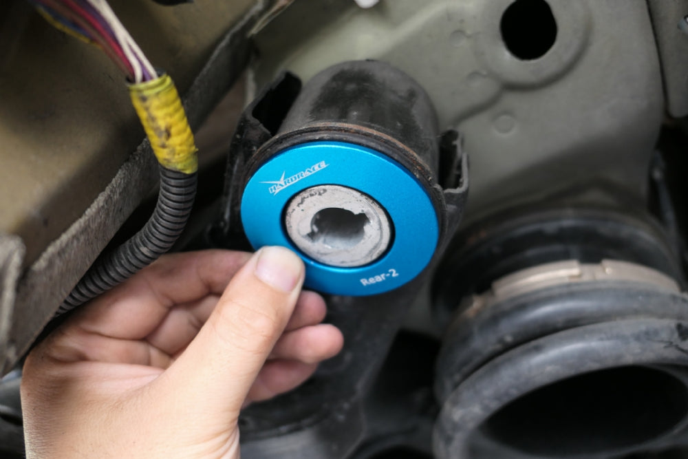 Insertie antivibratie punte spate Hardrace pentru Tesla Model 3 - Q0855