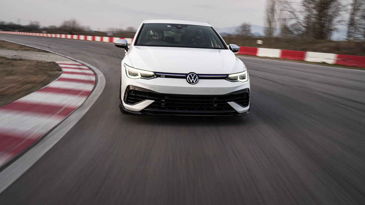 Kit Admisie Carbon RTMG Performance pentru VW Golf 8 GTI si R