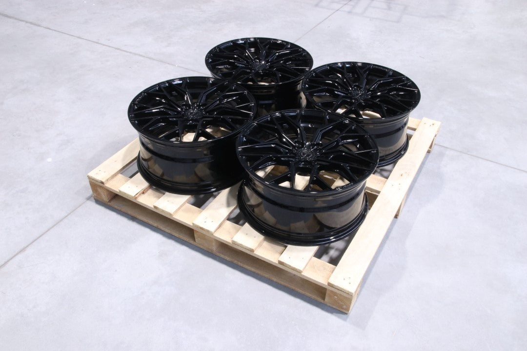 Set Jante Concaver CVR1 19x9 ET51 5x112 Negru Lucios