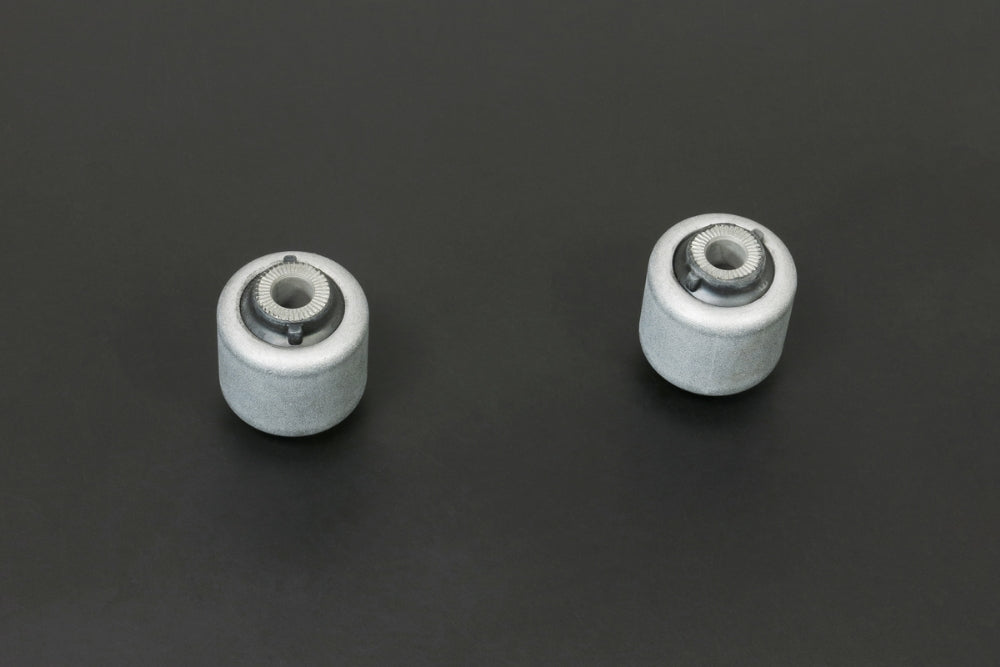 Set bucse brat suspensie inferior fata, capat spate Hardrace pentru BMW M135i / M140i - Q0871