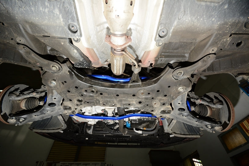 Bara stabilizatoare fata Hardrace pentru Hyundai Veloster / i30 - Q0087