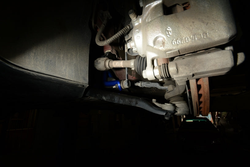 Bara stabilizatoare fata Hardrace pentru Hyundai Veloster / i30 - Q0087