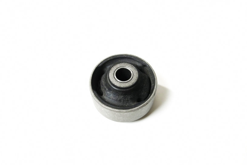 Set bucse brat suspensie inferior fata, capat spate Hardrace pentru Audi A1 / A3 / Skoda Fabia / Volkswagen Polo - 8825