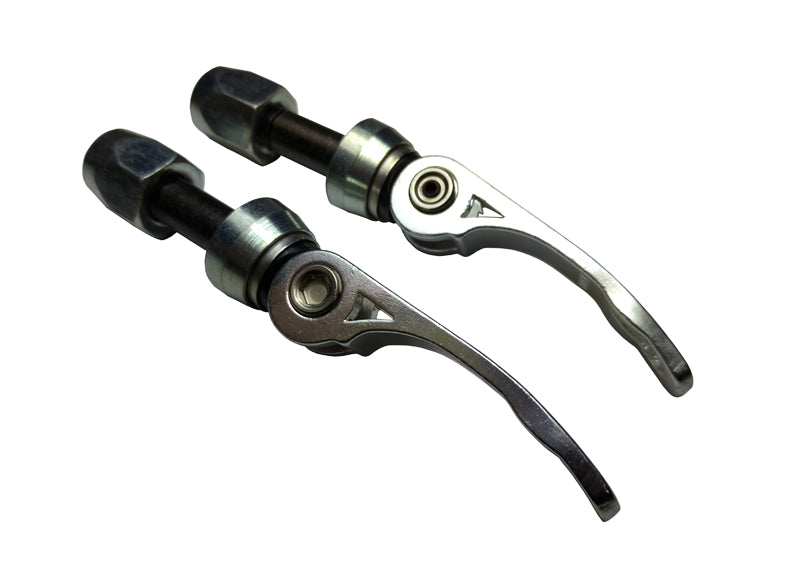 Bara rigidizare telescoape (strut bar) quick release clamp Whiteline pentru BMW Seria 3 / Mazda 3 / Mini Mini / Mitsubishi Fto / Nissan 180Sx / Opel Astra / Peugeot 306 / Subaru Brz / Toyota 86 / Universal Products Strut Brace - Hardware - KSB790