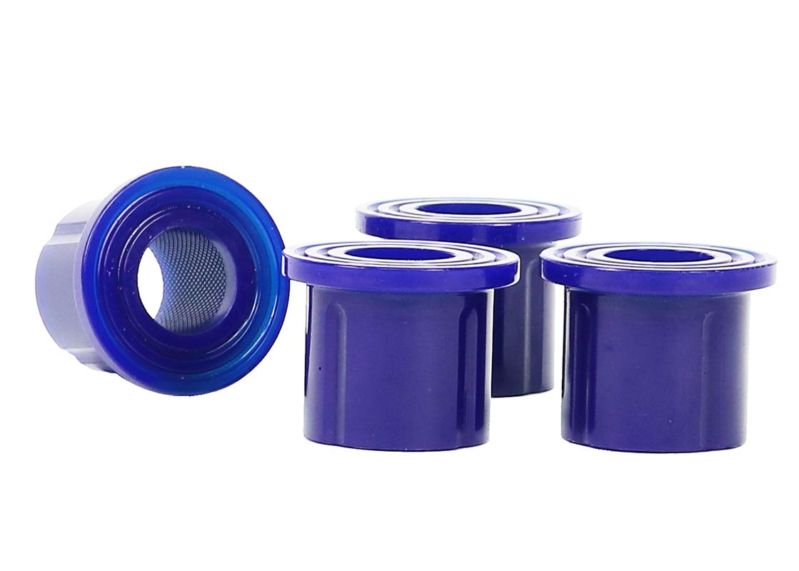 Set bucse arc lamelar (ochi spate) SuperPro pentru Nissan Navara - SPF2767K