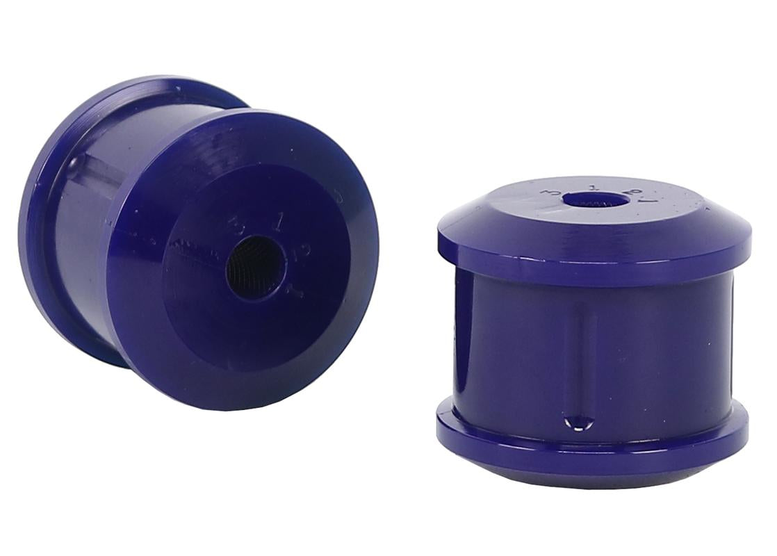 Set bucse brida capat sasiu SuperPro pentru Volvo - SPF3121K