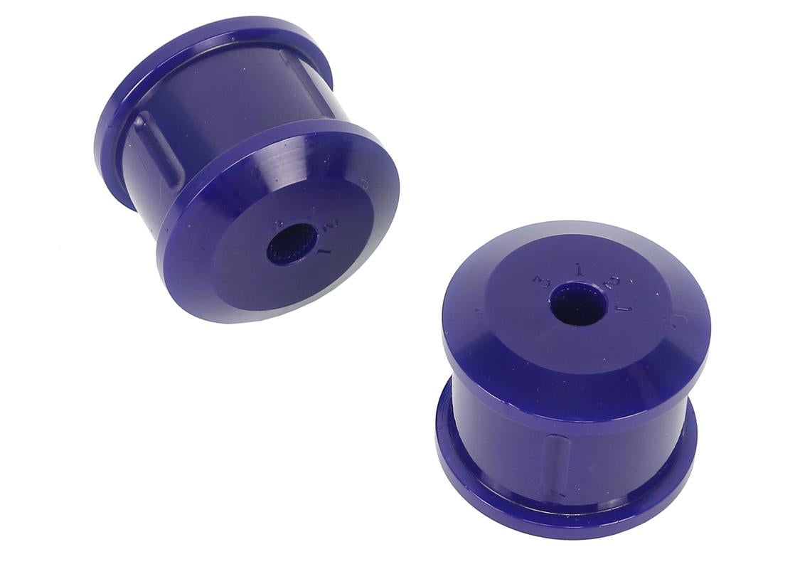 Set bucse brida capat sasiu SuperPro pentru Volvo - SPF3121K