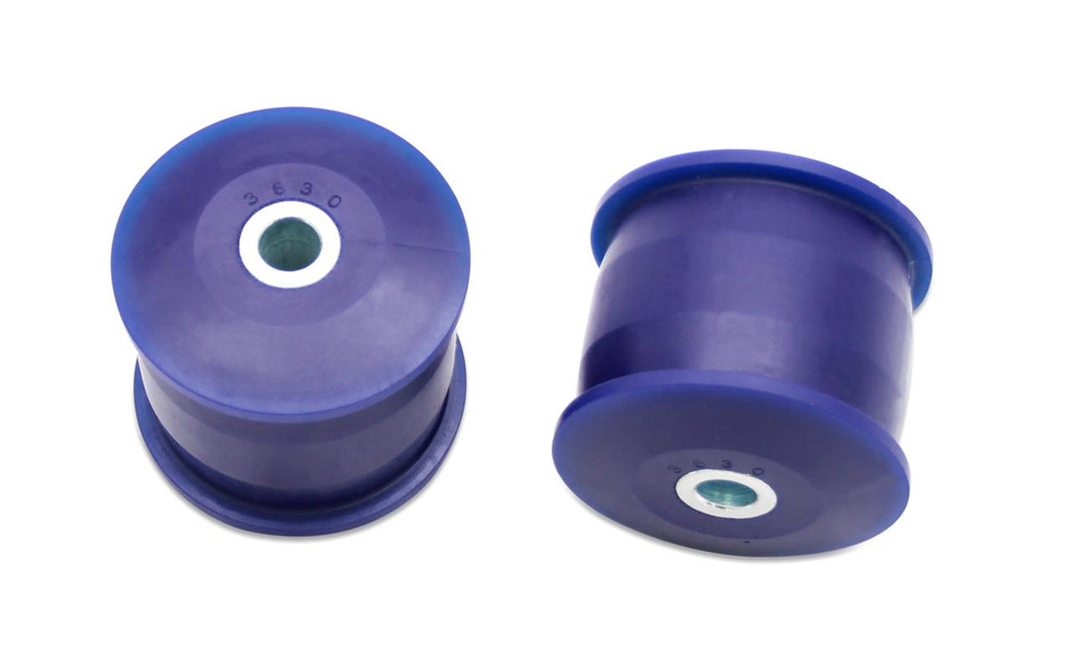 Set bucse brat suspensie superior fata SuperPro pentru Land Rover Discovery si Range Rover Sport - SPF3630K