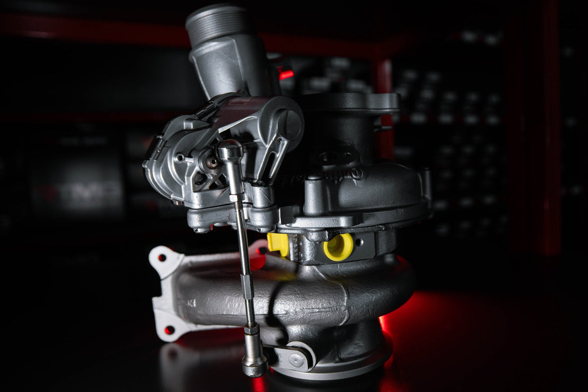 Turbina Hibrida RTMG Performance 560RS pentru 2.0 TSI EA888 Gen 4, VW Golf 8 GTI si R