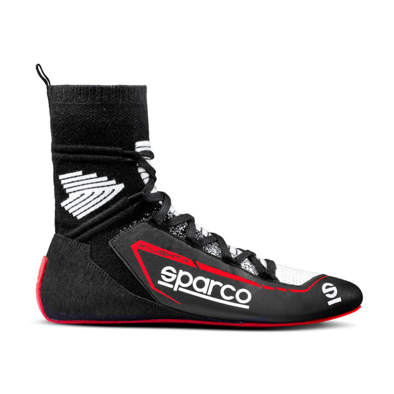 #Culoare_Negru/Rosu