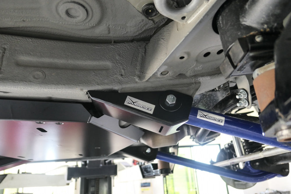 Scut brat suspensie brat suspensie Hardrace pentru Suzuki Jimny - Q0763