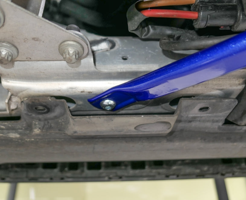 Bara rigidizare in patru puncte inferior fata Hardrace pentru Mercedes-Benz C-Class / GLC - Q0380