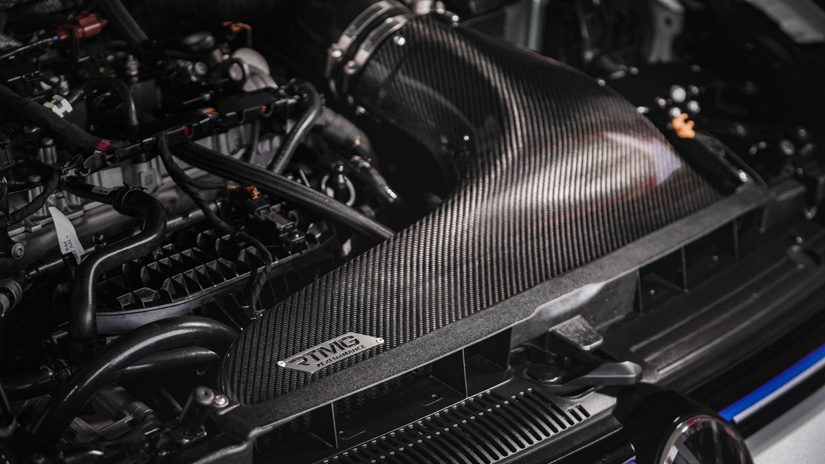 Kit Admisie Carbon RTMG Performance pentru VW Golf 8 GTI si R