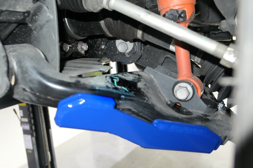 Scut brat suspensie brat suspensie inferior fata Hardrace pentru Toyota Hilux - Q0644