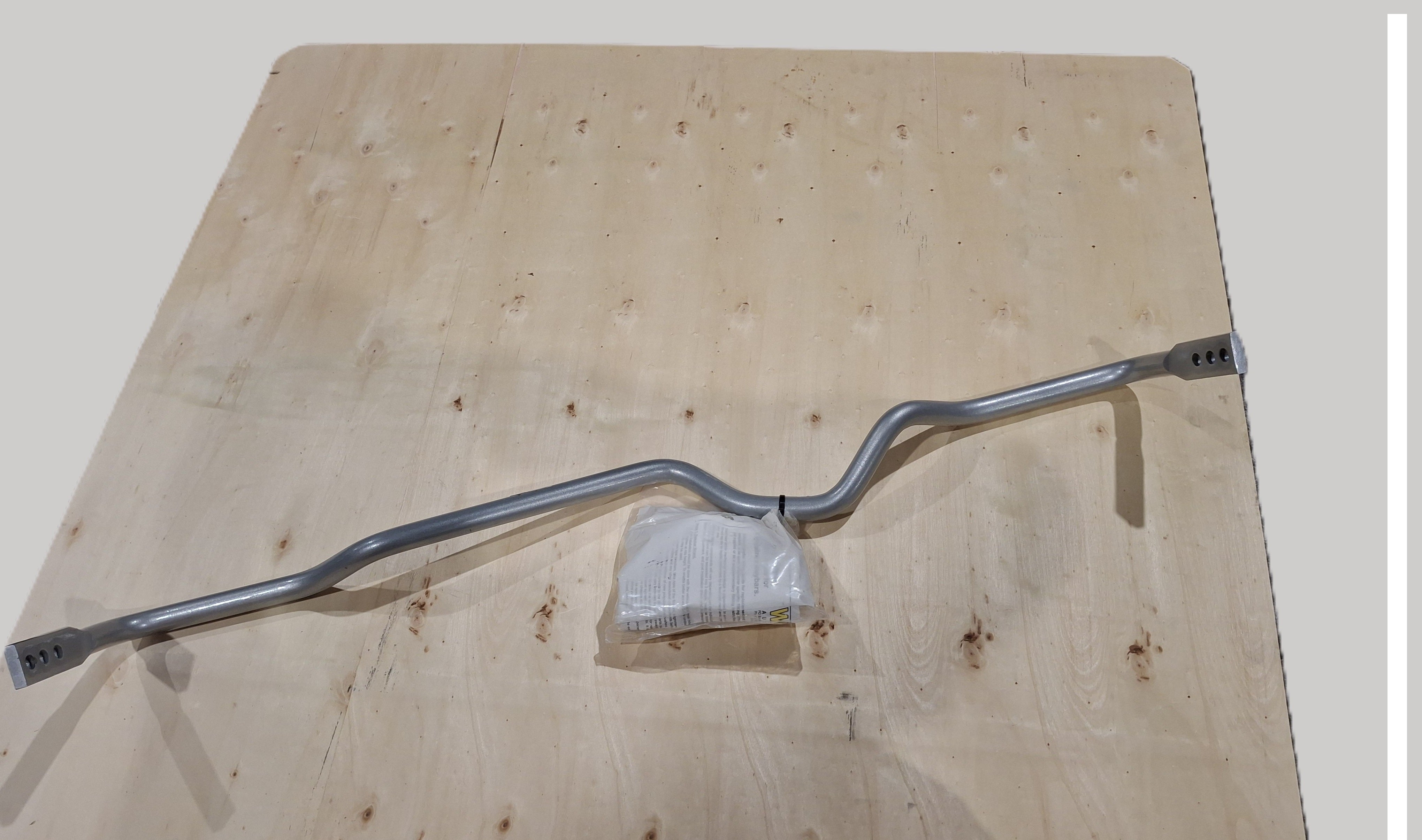 Sway bar 22 mm Whiteline pentru Nissan Stagea - BNR38Z