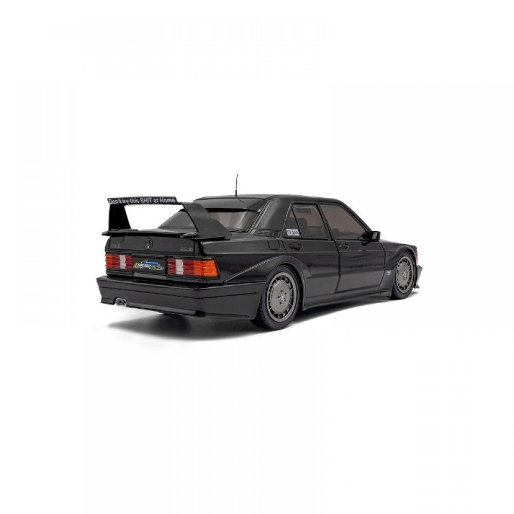 Macheta Mercedes-Benz 190 (W201) Evo II Solido Works Black 1990 scara 1:18