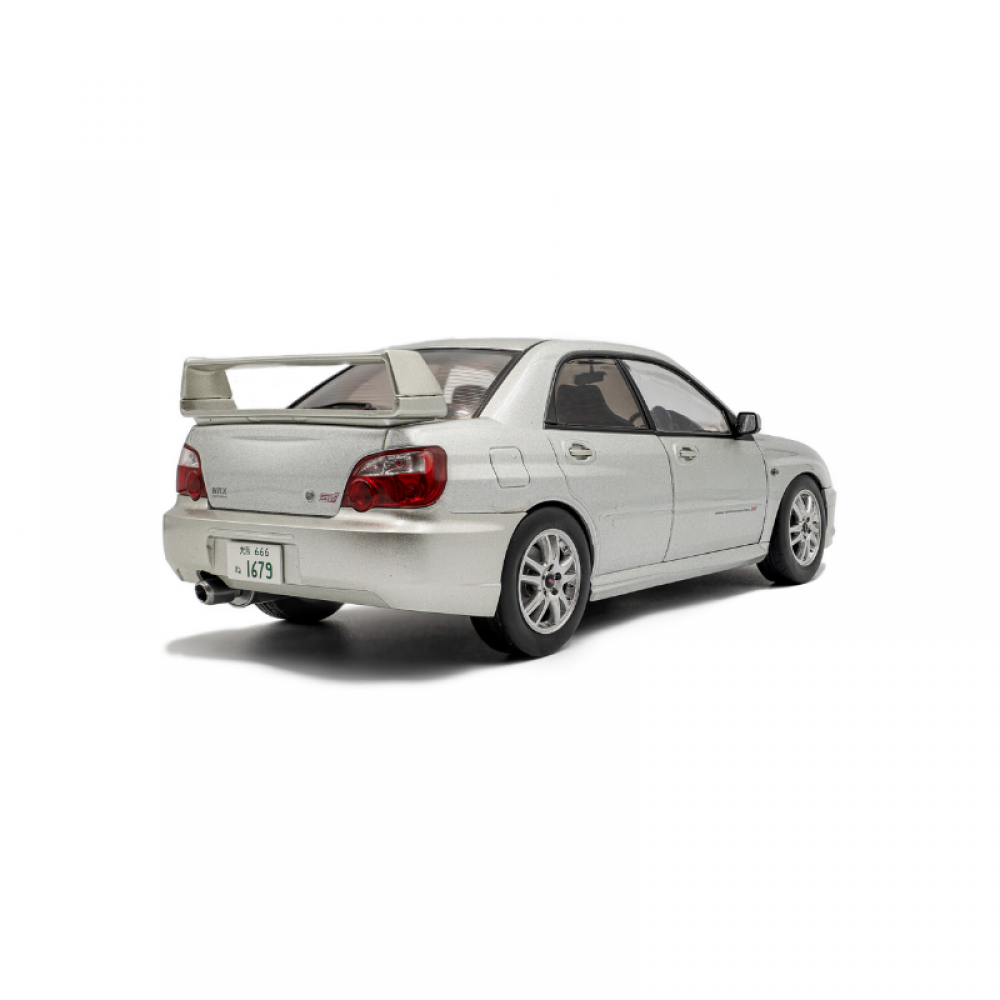 Macheta Subaru Impreza WRX STI Premium Silver Effect 2003 scara 1:18 Solido