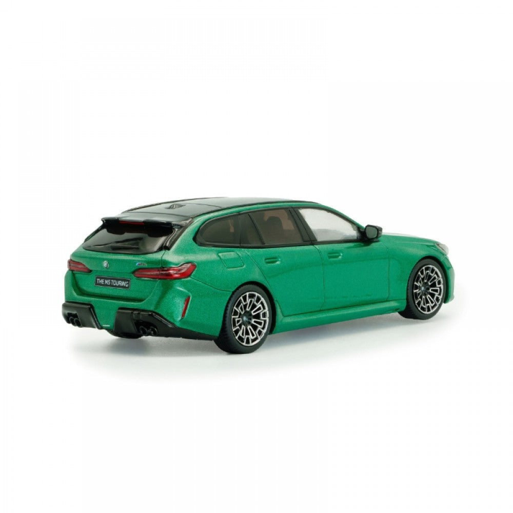 Macheta BMW M5 Touring Isle of Man Green 2024 scara 1:43 Solido