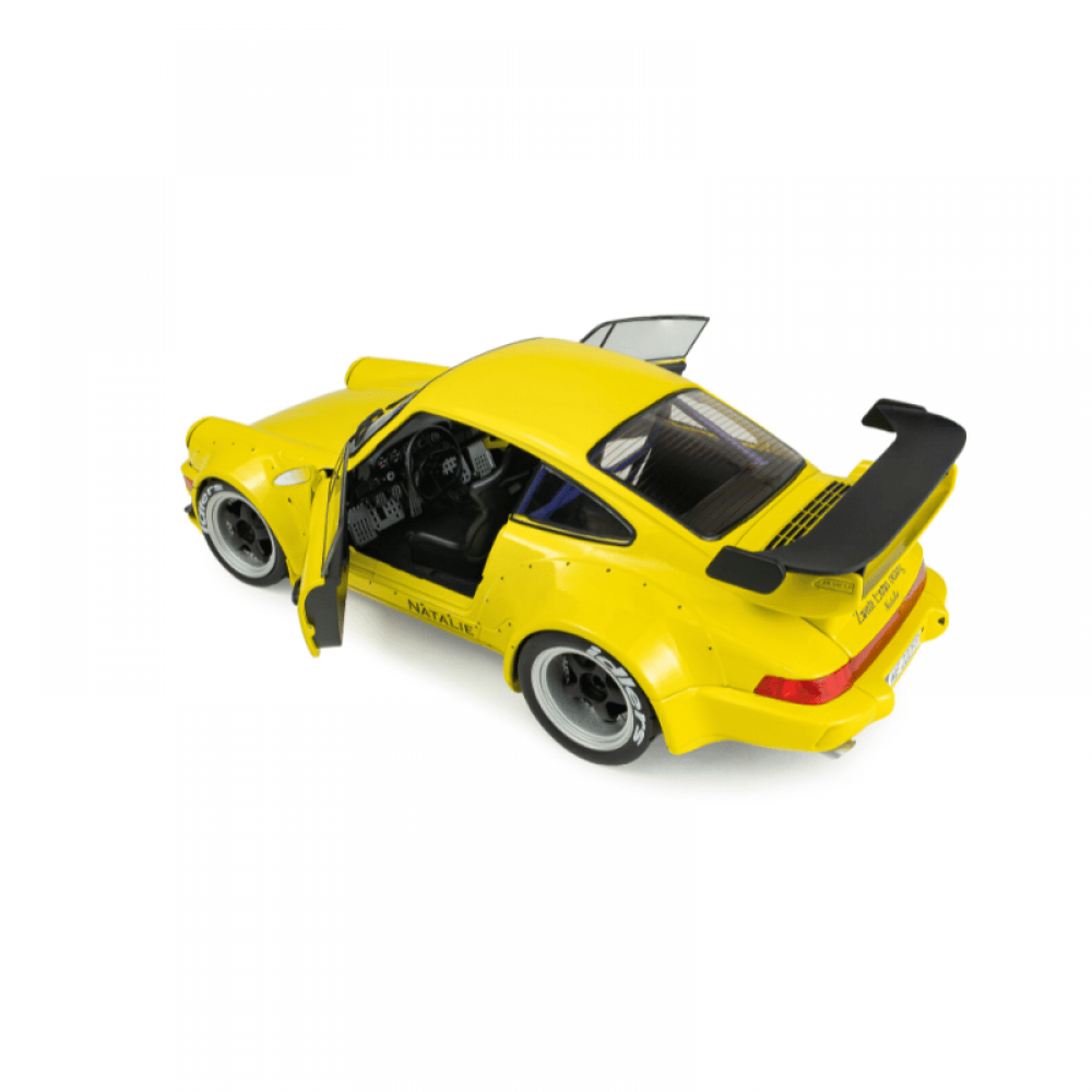 Macheta Porsche RWB Bodykit Natalie Yellow 2023 scara 1:18 Solido