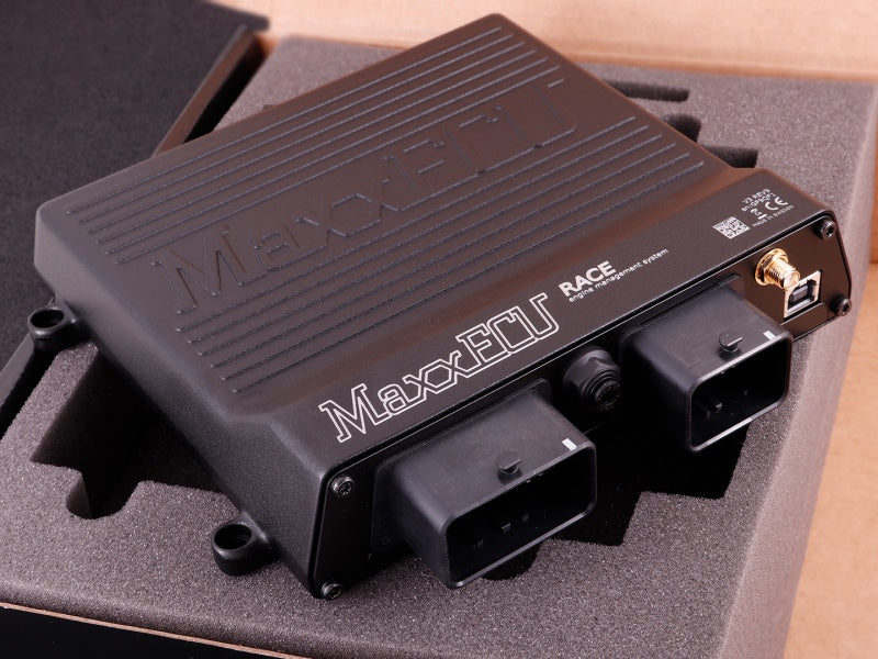 Unitate MaxxECU RACE fără accesorii în cutie