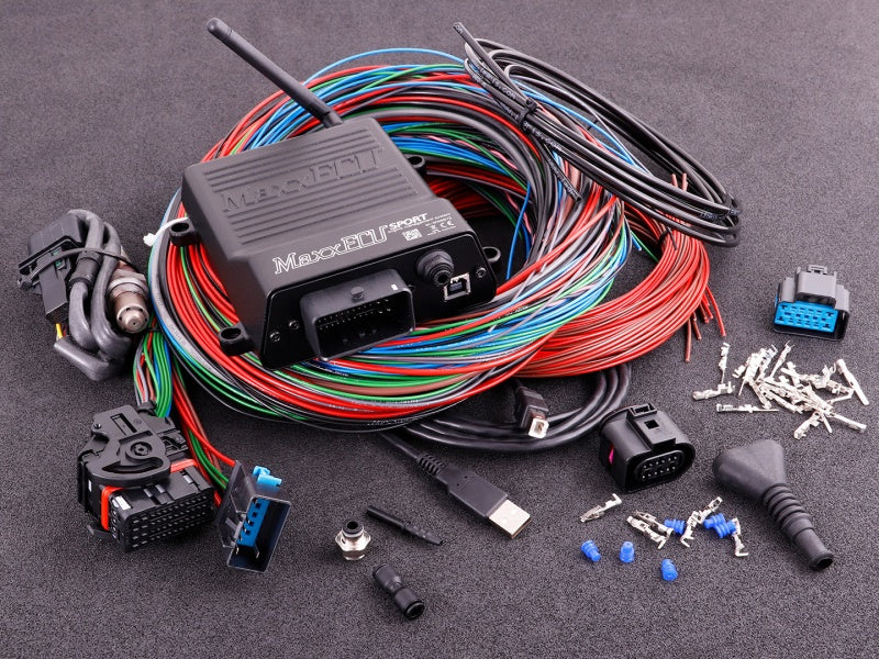MaxxECU SPORT PREMIUM (ECU, cablaj, accesorii, LSU 4.2)