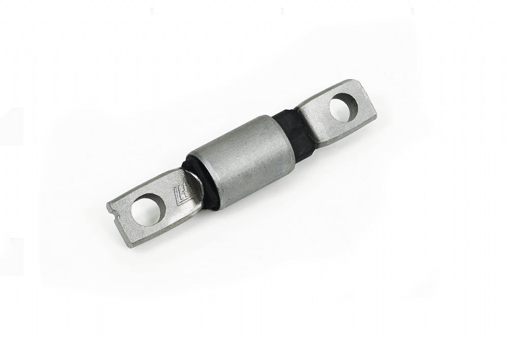 Set bucse brat suspensie inferior fata, capat fata Hardrace pentru Nissan X-Trail - Q1537