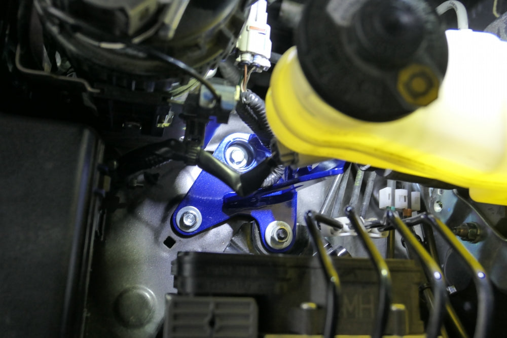 Distantier pompa centrala frana Hardrace pentru Toyota Hilux - Q0917