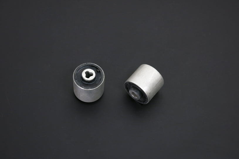 Set bucse brat suspensie inferior fata, capat spate Hardrace pentru Mercedes-Benz E-Class / E63 AMG - 8968
