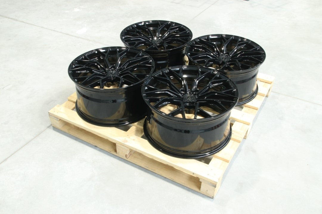Set Jante Concaver CVR1 20x10 ET20 5x112 Negru Lucios