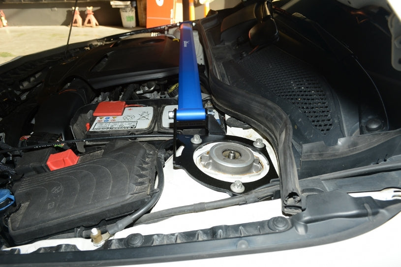 Bara rigidizare telescoape fata Hardrace pentru Infiniti Q30 / QX30 / Mercedes-Benz A-Class / A45 AMG - 8948