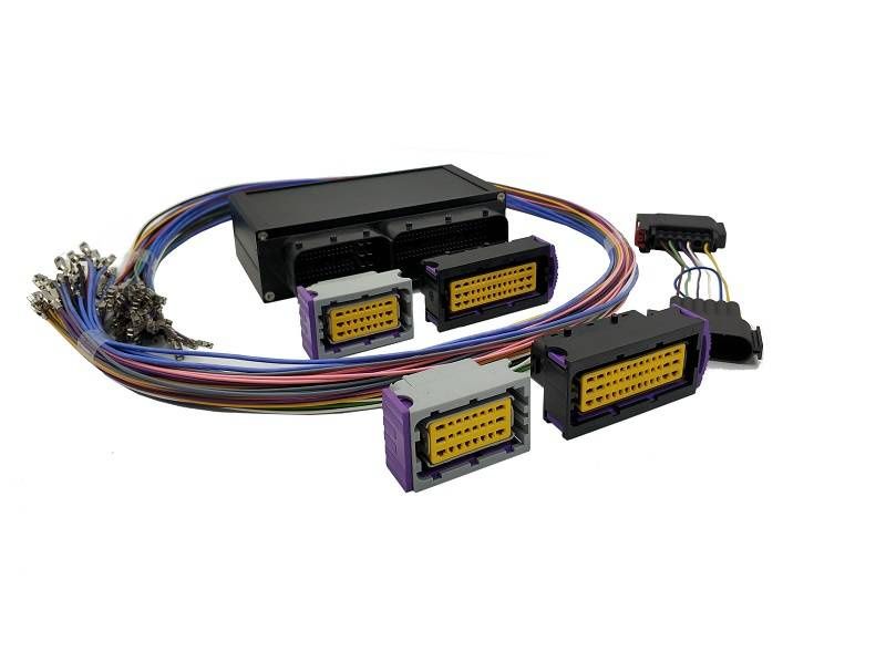 Adaptor Ecumaster EMU Black pentru Ford Focus Mk2 RS si ST, cu Cablaj