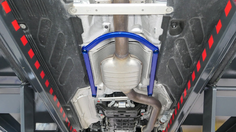 Bara rigidizare inferior central Hardrace pentru Mercedes-Benz C-Class / C43 AMG - Q0381