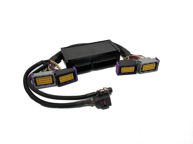 Adaptor Ecumaster EMU pentru Audi RS4 B5 2.7 Biturbo, cu Cablaj si DBW