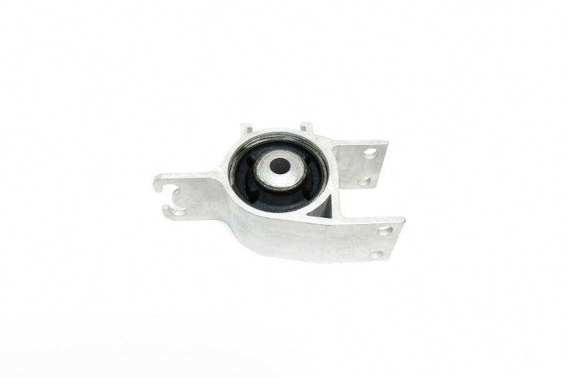 Set bucse brat suspensie inferior fata Hardrace pentru Infiniti Q30 / QX30 / Mercedes-Benz A-Class / A45 AMG - Q0277