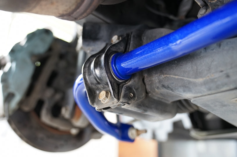 Bara stabilizatoare fata Hardrace pentru Dodge Challenger / Charger 7 - Q0111