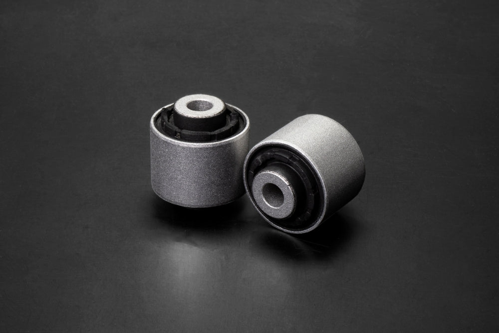 Set bucse brat suspensie inferior spate fata, capat interior Hardrace pentru Mercedes-Benz C-Class / C43 AMG - Q1170