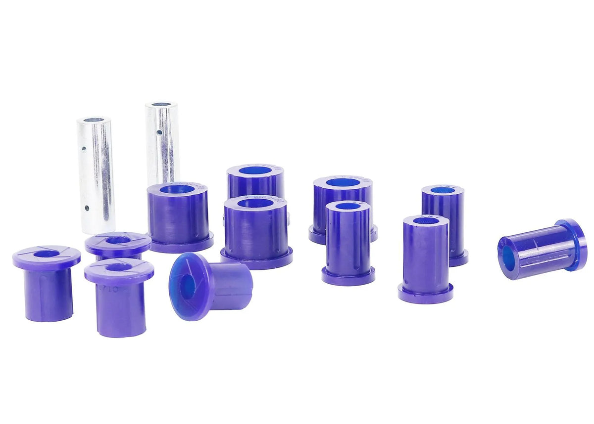 Set bucse arc lamelar SuperPro pentru Mitsubishi L200 - KIT083K