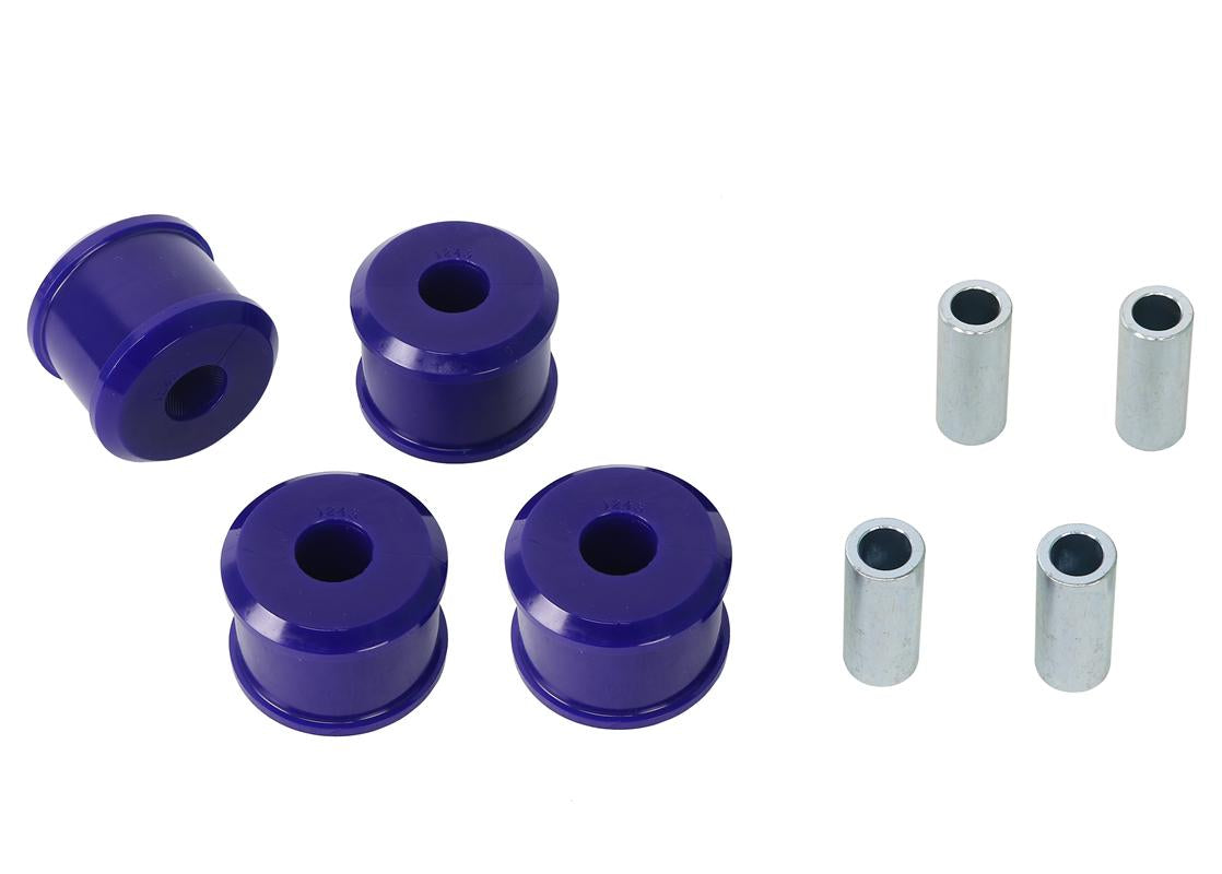 Set bucse suport brat longitudinal SuperPro pentru Mitsubishi Pajero - SPF1243K
