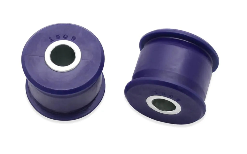 Set bucse suport brat tensiune SuperPro pentru Toyota Land Cruiser - SPF1909K