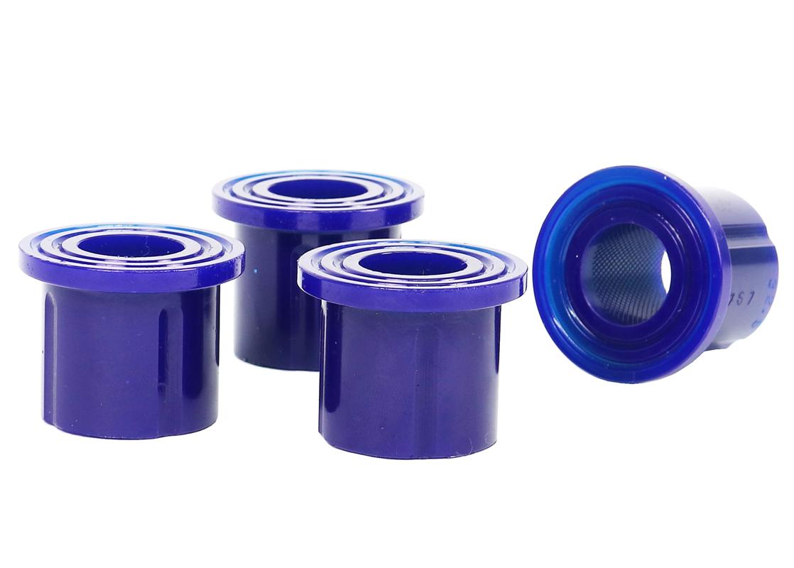 Set bucse arc lamelar (ochi spate) SuperPro pentru Nissan Navara - SPF2767K