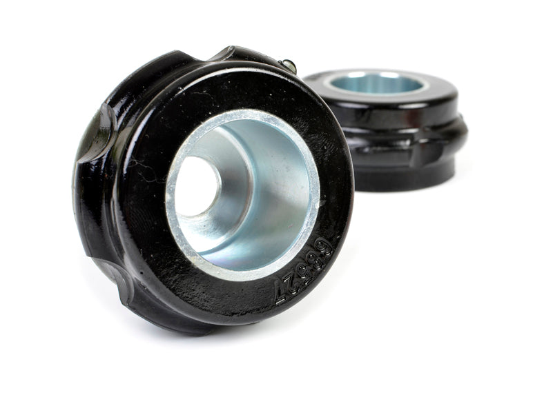 Set bucsi suport diferential spate Whiteline pentru Mitsubishi Pajero - W93423
