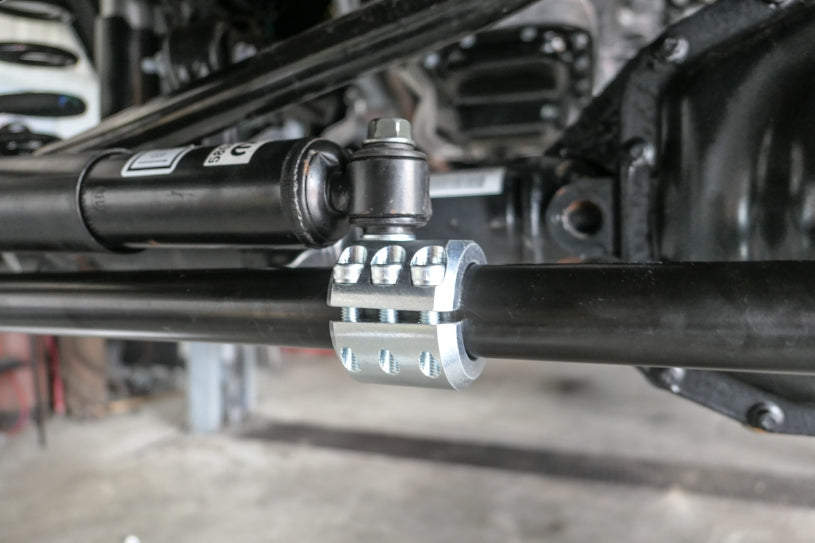 Kit repozitionare amortizor de directie Hardrace pentru Jeep Gladiator / Wrangler - Q0590