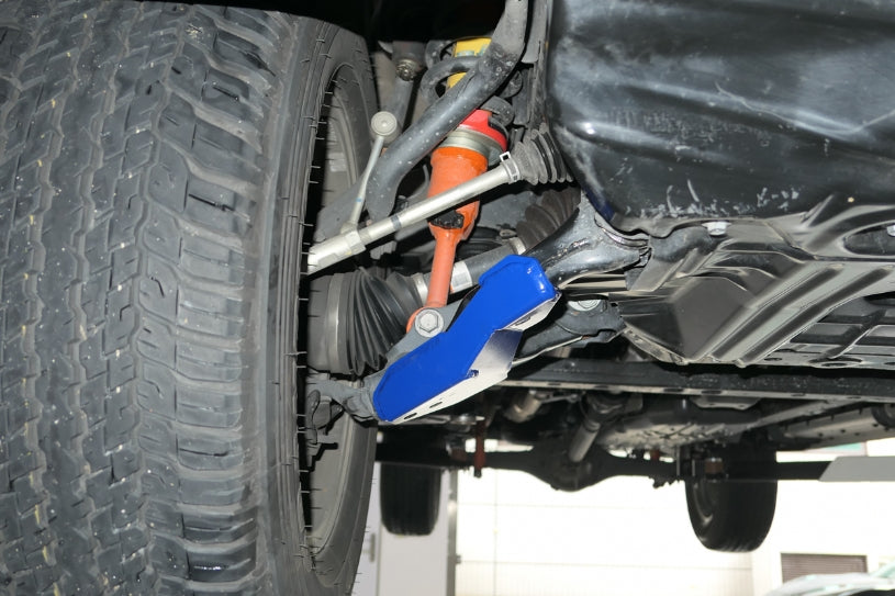 Scut brat suspensie brat suspensie inferior fata Hardrace pentru Toyota Hilux - Q0644