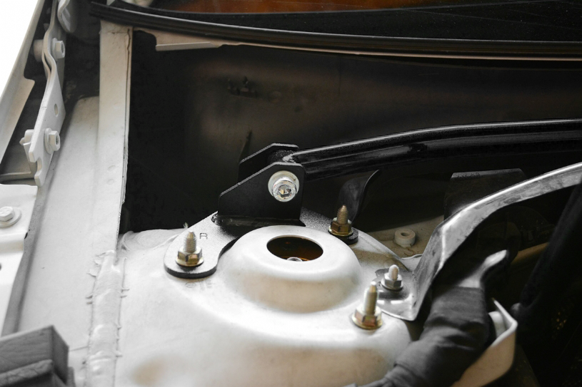 Bara rigidizare telescoape fata Hardrace pentru Volkswagen Golf - 8926-ED