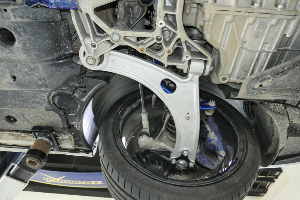 Brat suspensie inferior fata Hardrace pentru Audi A3 / Q2 / Skoda Octavia / Volkswagen Golf / T-Roc - Q0822